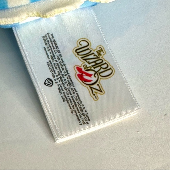 Squishmallows Wizard Of Oz Dorothy 85th Anniversary - Picture 5 of 5